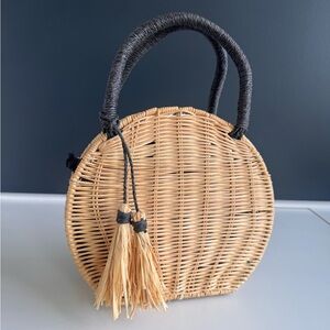 Round Straw Handbag with Black Cinch Interior